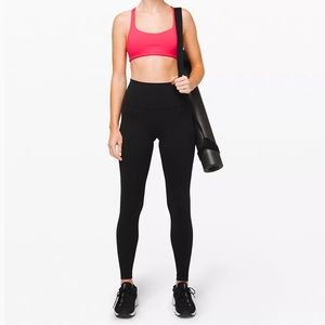 Lululemon Wunder Under in Black Size 4